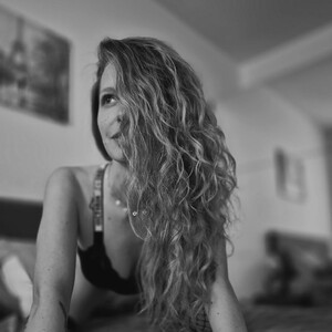 livesex.fan BBerrylicious livesex profile in beautiful cams