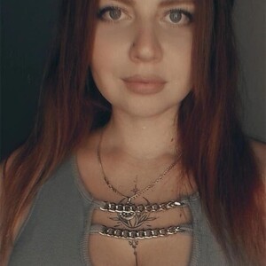 onaircams.com Lizzy_koul livesex profile in cute cams