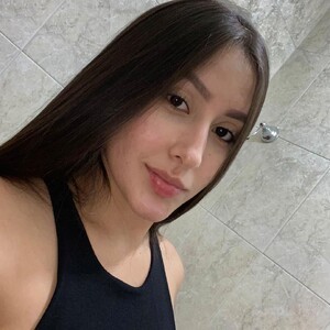 mfc Megan_coope webcam profile pic via sexcam3d.net
