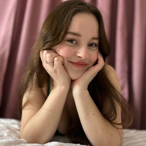 mfc Cut1e_cutie1 webcam profile pic via livestrip-joy.com