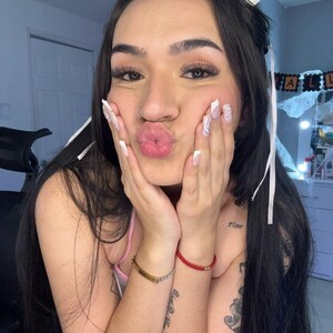 mfc Abby_Lu webcam profile pic via amateursex-livecam.com
