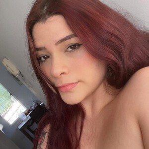 mfc SophiaCyrus webcam profile pic via pornsexycams.com