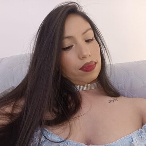 mfc KatyBellaDonn webcam profile pic via glamcambabes.com