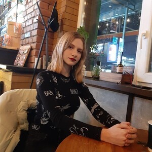 mfc Olisa_Fox webcam profile pic via xxx-topcamgirls.com