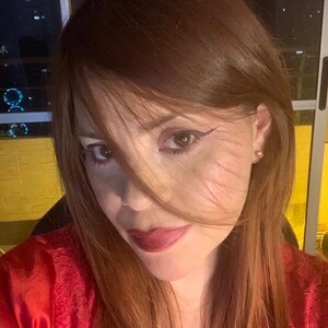 mfc MariaIsabells webcam profile pic via cam-performer.com
