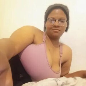 mfc Beejournies webcam profile pic via sexcams-joy.com
