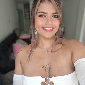 Sweetkitty16_'s MyFreeCams show and profile