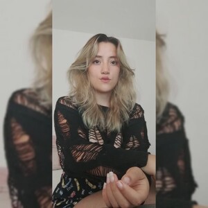mfc Renathacohen webcam profile pic via sexlivecamsites.com