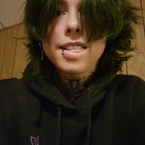 mfc Spookbats webcam profile pic via newporncams.com
