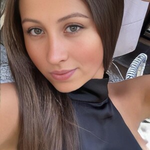 mfc ViolaWinks webcam profile pic via sexlivecamsites.com