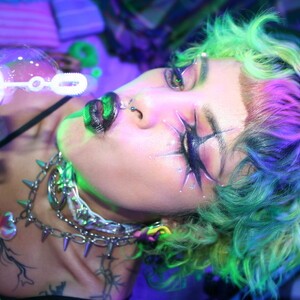 mfc Lila_bratz webcam profile pic via webcam-sexe.net