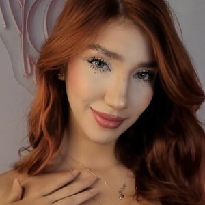 mfc NiaVelvet webcam profile pic via iluvcams.com