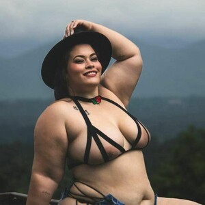 mfc AlexaaBlumm webcam profile pic via privat-livecam.com