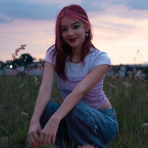 mfc ElizabethKity webcam profile pic via xxx-topcamgirls.com