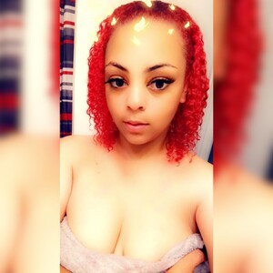mfc Naomi23 webcam profile pic via bestlivesexchat.com