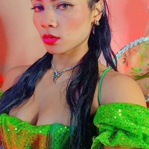 mfc LilithSabeth webcam profile pic via sexcams-joy.com