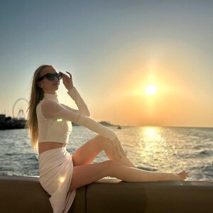 mfc AmeliaSweets webcam profile pic via pornsexycams.com