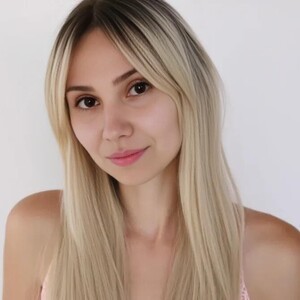 mfc Luna_Vibe webcam profile pic via amateursex-livecam.com