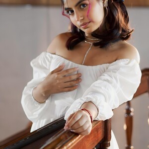 mfc Emilyy_bank webcam profile pic via mega-camsex.com