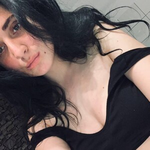 mfc LadyMelanie webcam profile pic via sexcams-joy.com