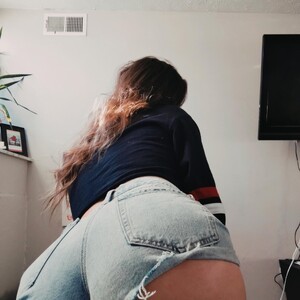 mfc goddessclair1 webcam profile pic via amateursex-livecam.com