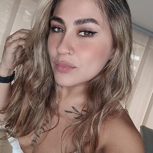mfc Dulcetreo webcam profile pic via myliveeroticcams.com