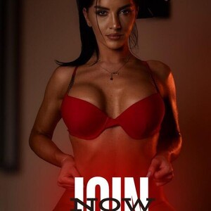 mfc StephanieRos webcam profile pic via sexcam3d.net