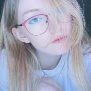 mfc Cinnabonnn webcam profile pic via watchgirlcam.com