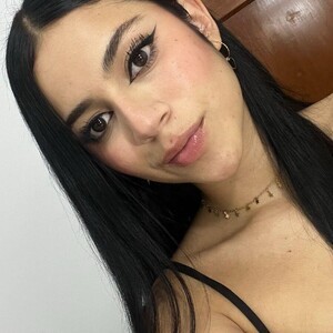 mfc ScarletMadi webcam profile pic via sexchat-joy.com