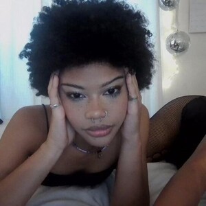 mfc Sexylexi4 webcam profile pic via privat-livecam.com