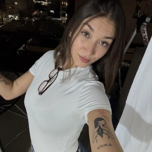 mfc YourDulce_irl webcam profile pic via sexcam3d.net
