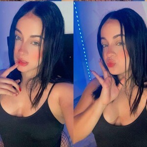 mfc Mollyykarter webcam profile pic via watchgirlcam.com