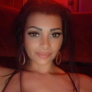 mfc gipsypussy webcam profile pic via sexlivecamsites.com