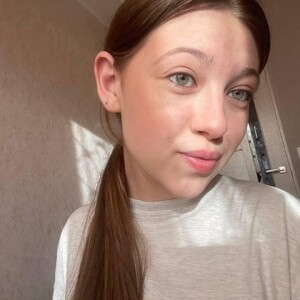 mfc SweetMuffin webcam profile pic via sexcam-girls.com