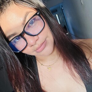 mfc PaulaVega18 webcam profile pic via sexcam3d.net