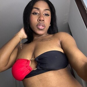 mfc Flavbia200 webcam profile pic via watchgirlcam.com