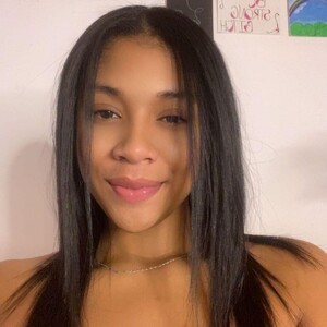 mfc Electrajones2 webcam profile pic via cam-performer.com