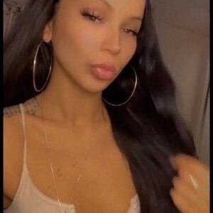 nudes chat Heylisten