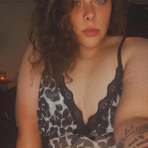 mfc hiddenheatxo webcam profile pic via sexcam-girls.com