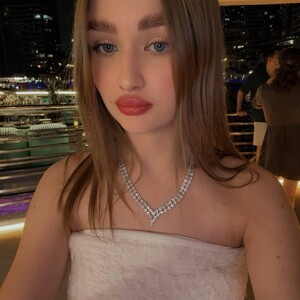mfc AvaLourel webcam profile pic via xxx-topcamgirls.com