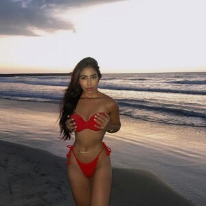mfc Sweet_Julieth webcam profile pic via pornsexycams.com