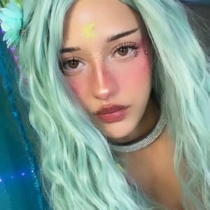 mfc Xpuffpuffx webcam profile pic via pornsexycams.com