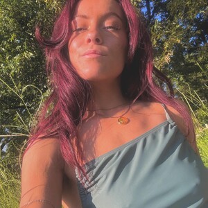 mfc DomMommy1 webcam profile pic via sexchat-joy.com