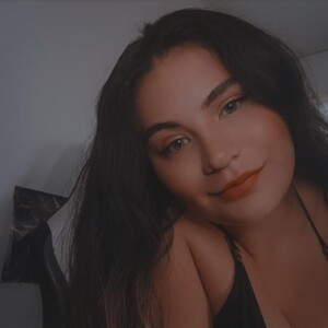 mfc Gigiqueen webcam profile pic via cam-performer.com