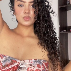 mfc MissLina webcam profile pic via watchgirlcam.com