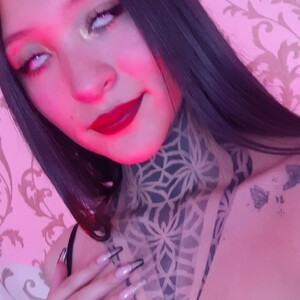 mfc Isabelapretty webcam profile pic via badgirlwebcam.com