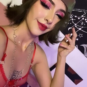 mfc DreamCherry webcam profile pic via xxx-topcamgirls.com