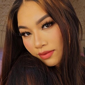 mfc Luna_Taylor07 webcam profile pic via pornsexycams.com