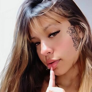 mfc Tifany_noa webcam profile pic via mega-camsex.com