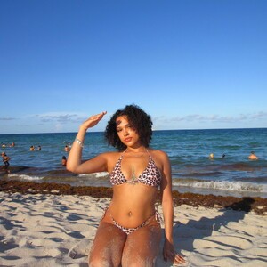 mfc yannagirl webcam profile pic via cheapadultsexcams.com